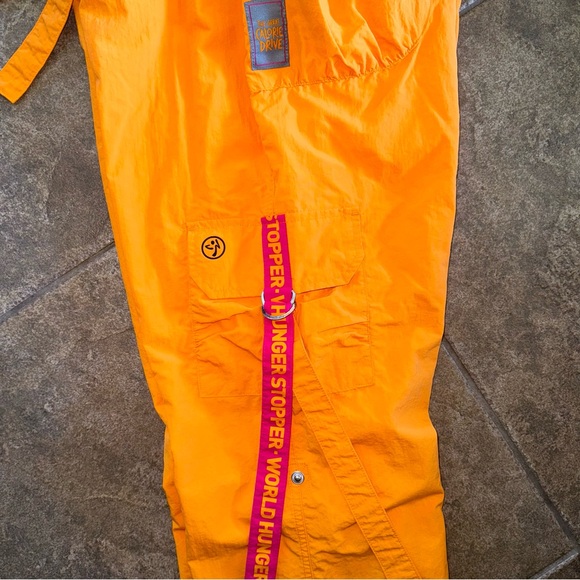 EUC - ZUMBA Wear Adjustable Cargo Workout Pants - Picture 11 of 15